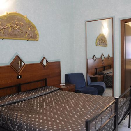 Hotel Farini Rome Room photo