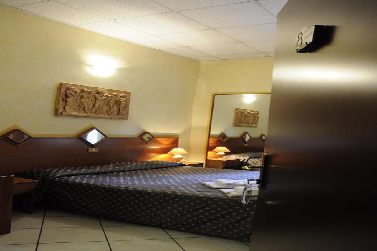 Hotel Farini Rome Exterior photo