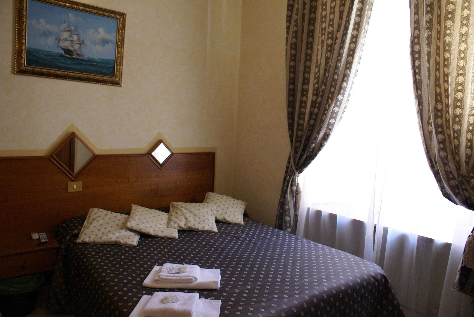 Hotel Farini Rome Exterior photo