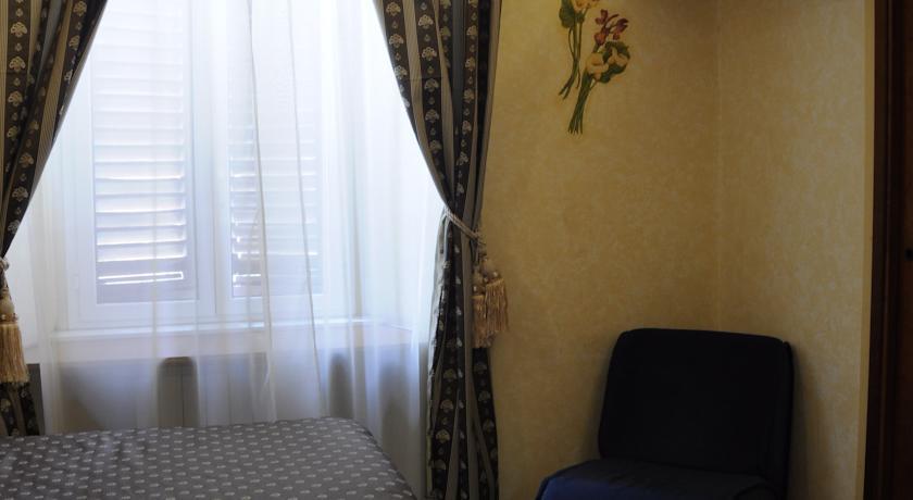 Hotel Farini Rome Exterior photo