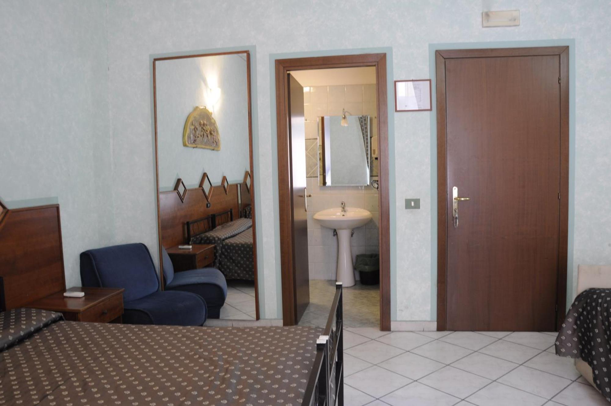 Hotel Farini Rome Room photo
