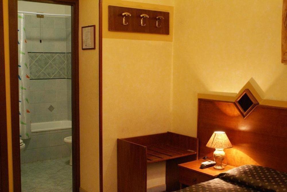 Hotel Farini Rome Exterior photo
