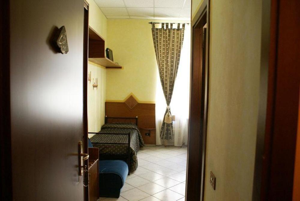 Hotel Farini Rome Exterior photo