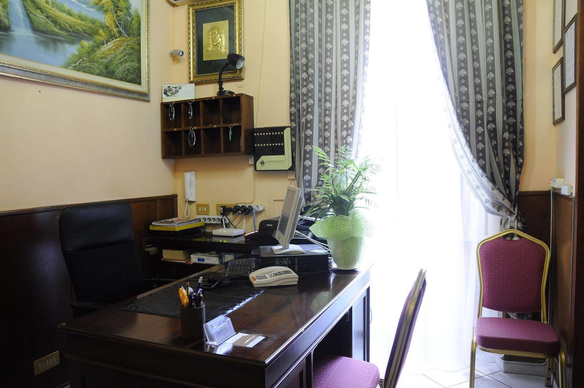 Hotel Farini Rome Exterior photo